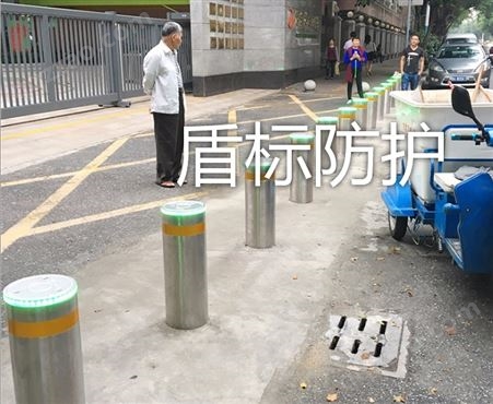 深圳防撞警示柱，小区防恐隐形升降路桩